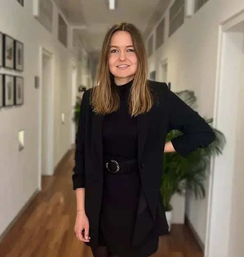 Magda 12.00.42
